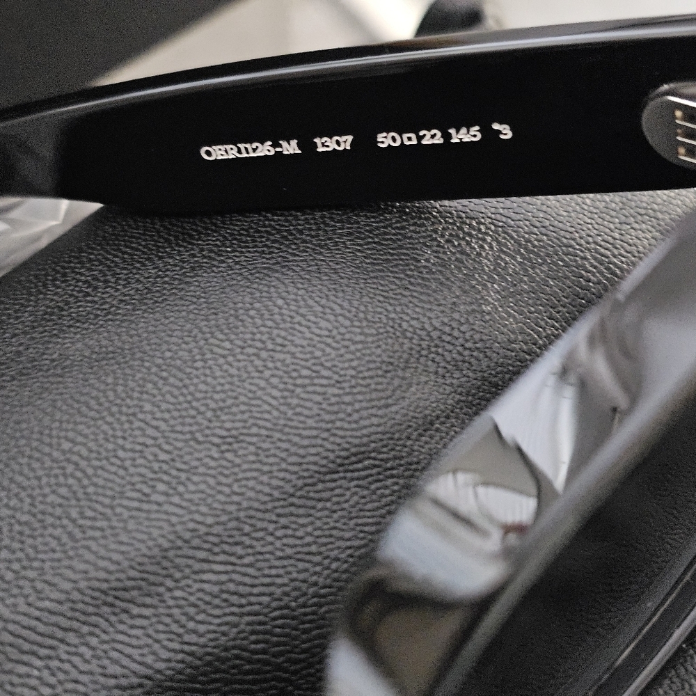 Off-White 50 MmVirgil Square Sunglasses . - Picture 4 of 10